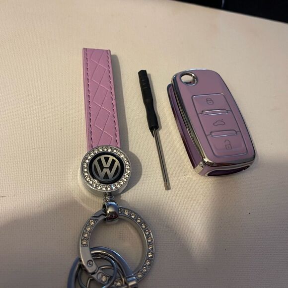 Volkswagen Key Fob Keychain & Key Fob Cover in lavender with bling NWT - Picture 3 of 10